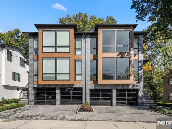 317 Slocum Way, Fort Lee, NJ 07024