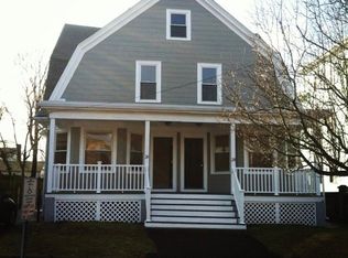 28 Belmont St, Pawtucket, RI 02860