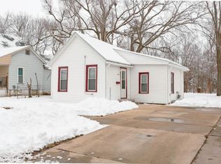 616 3rd St, Perry, IA 50220