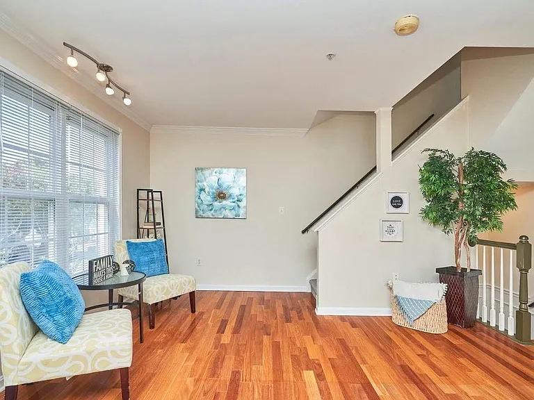12827 Fair Briar Ln — Photo 17
