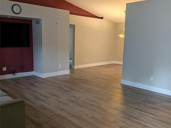 5th image of 2203 MARSH ROAD