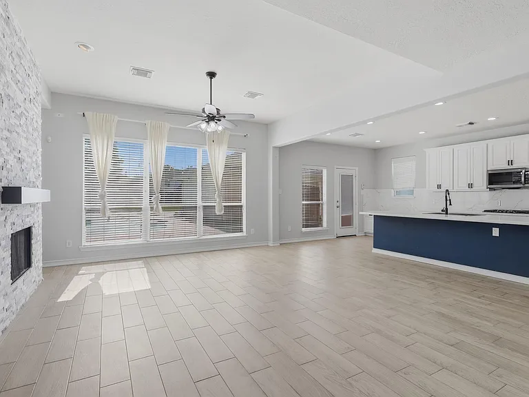 19114 Canyon Vista Ct — Photo 5