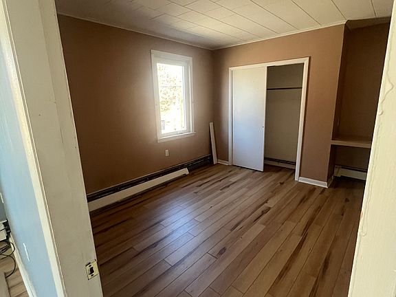 5th image of 527 Station Rd #8