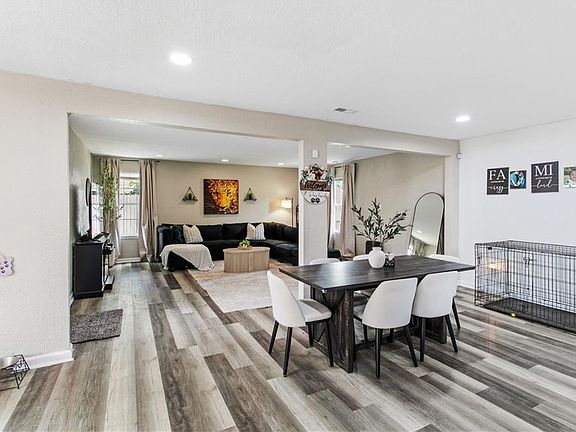 3rd image of 145 Greenfield Cres