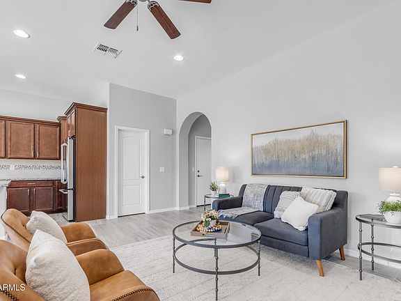 5th image of 22473 E CREEKSIDE Lane