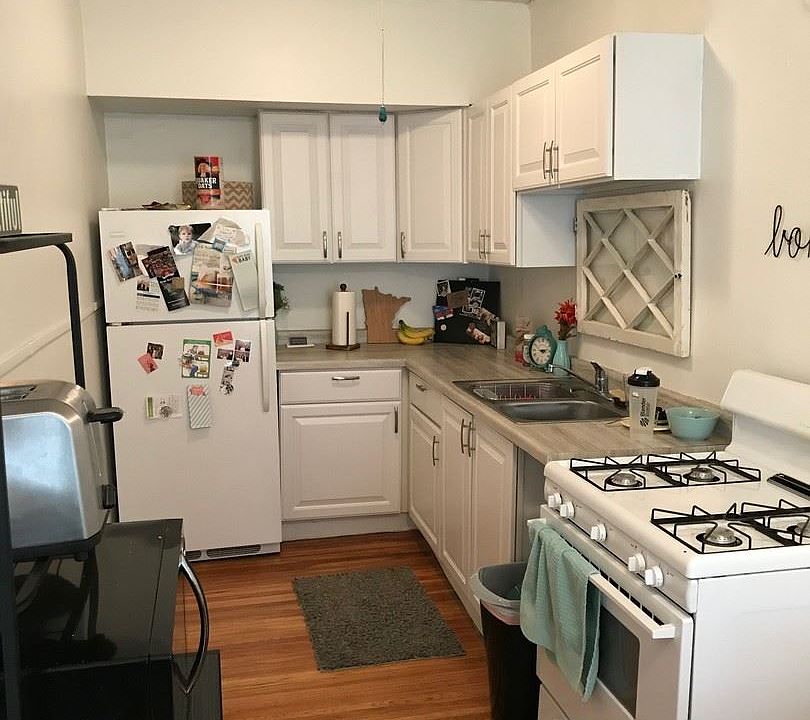 1st image of 3142 Lyndale Ave S APT 6