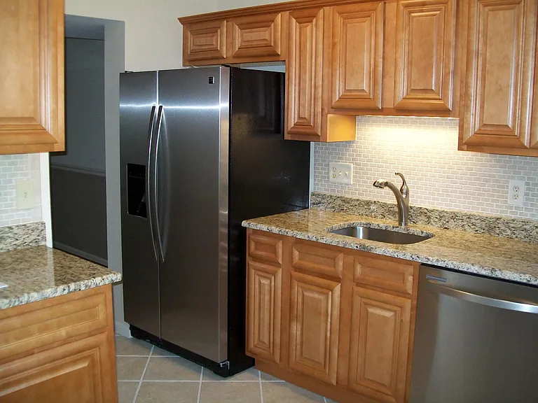 9151 Sprucewood Rd — Photo 3