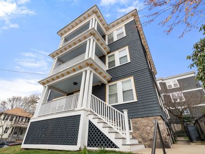 30 Iona St #3, Roslindale, MA, 02131