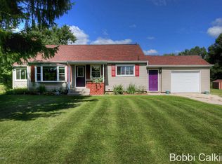 10661 Eleven Mile Rd NE, Greenville, MI 48838