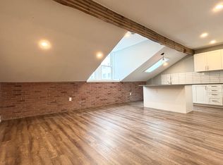 148 James St S #5, Hamilton, ON L8P 3A2