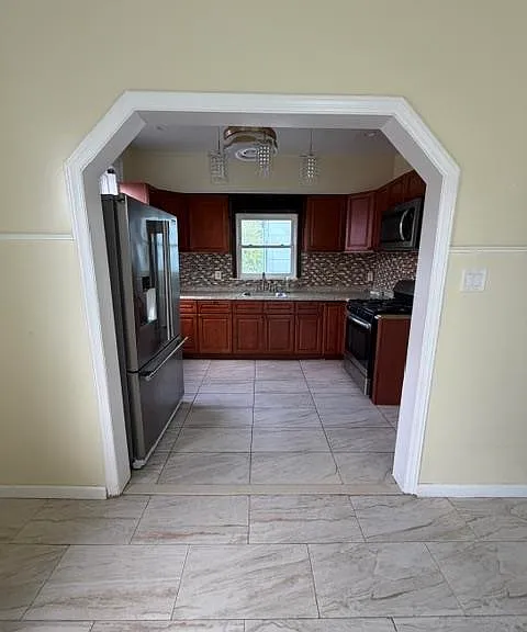 24 Cator Ave — Photo 6