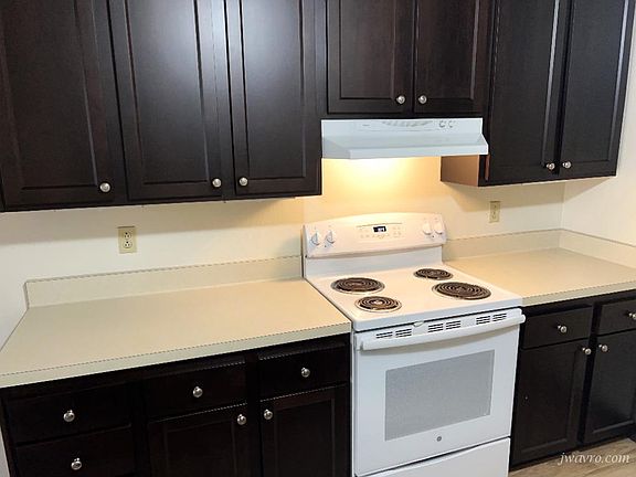 3rd image of 2085 Bush St APT 405