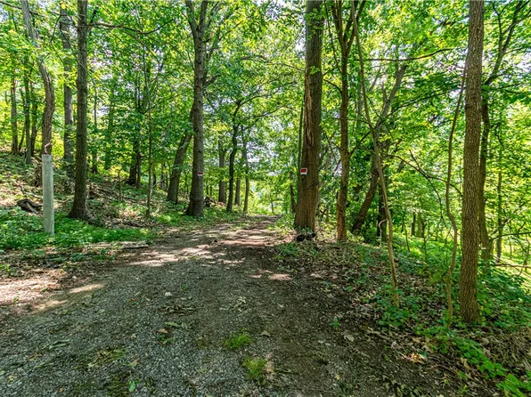 2019 7th Street Rd, New Kensington, PA 15068