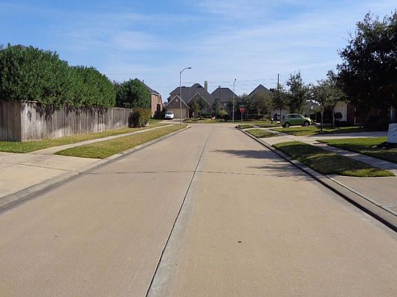4th image of 28411 Kinglet Pines Dr
