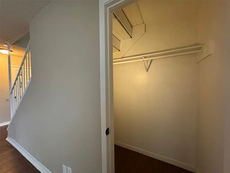 5006 W Wind Trl #101 — Photo 9