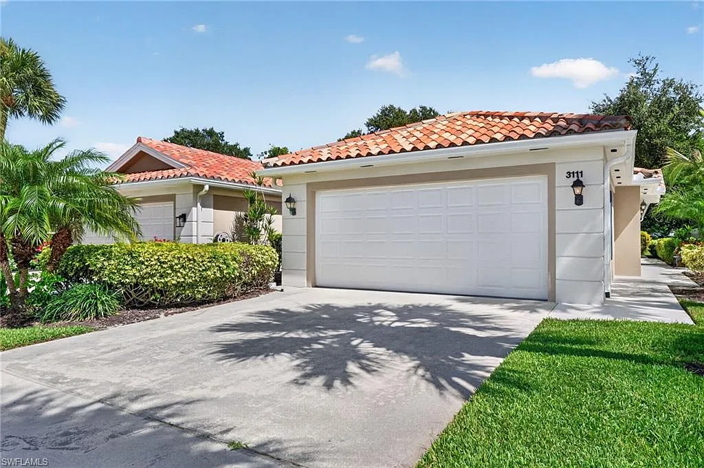 2 bed, 2.0 bath, 1540 sqft, $2,700 — Photo 2