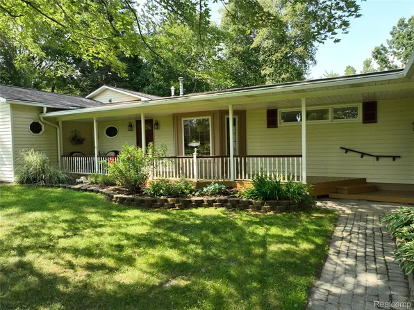 50666 W Nine Mile Rd, Novi, MI 48374