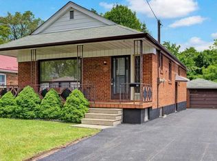 37 Stavely Cres, Toronto, ON M9W2C2