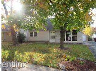 284 Arrowhead St, Riverdale, IL 60466