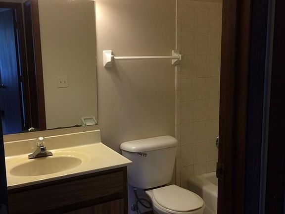 4th image of 2100 Augusta Blvd APT 140