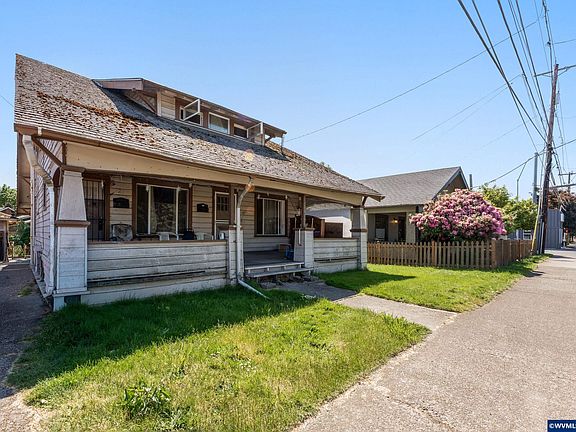 3rd image of 2328 State St