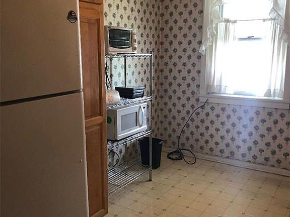 5th image of 338 Kenna Dr