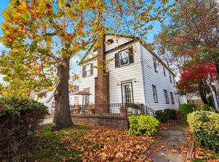 7 Roosevelt Ter, Bayonne, NJ 07002