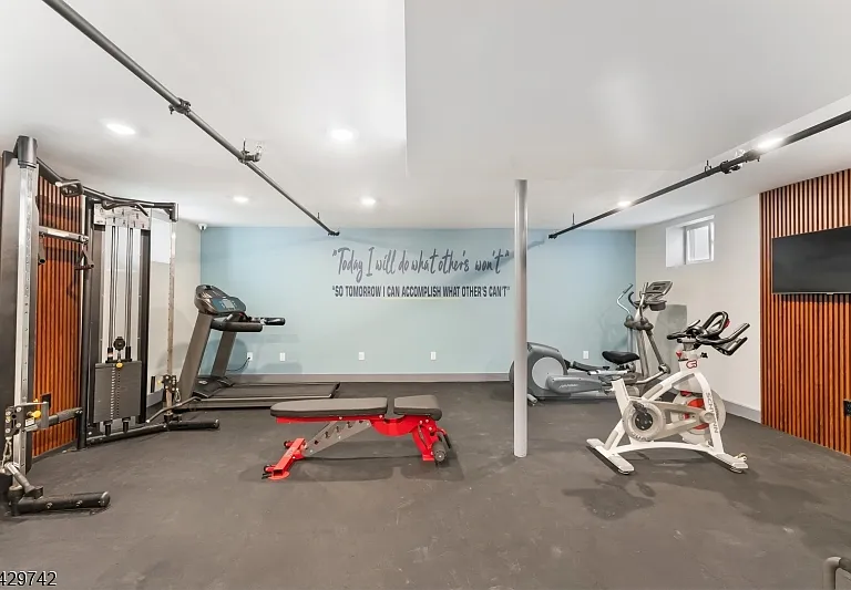 189 Dayton Ave #101 — Photo 14