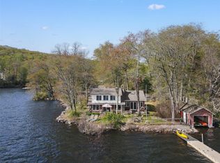 41 Clubhouse Rd, Putnam Valley, NY 10579