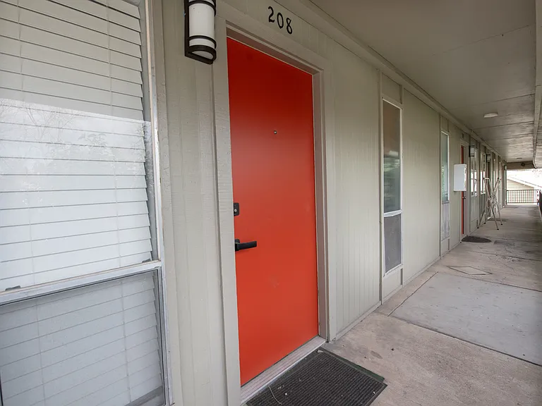 7000 Guadalupe St — Photo 9