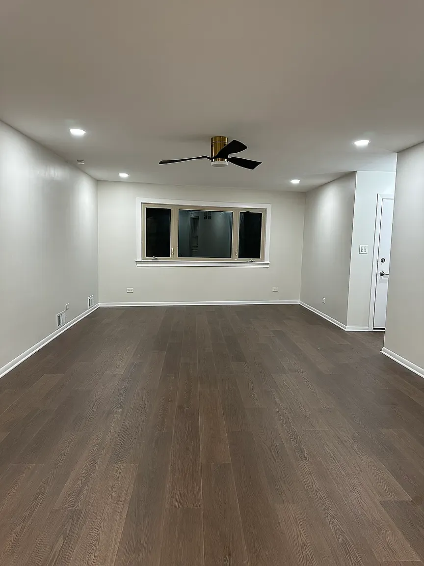 2033 Linden Ave — Photo 1