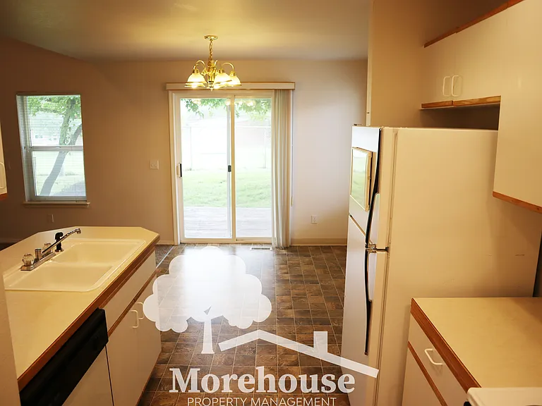 5505 S Adonis Pl — Photo 13