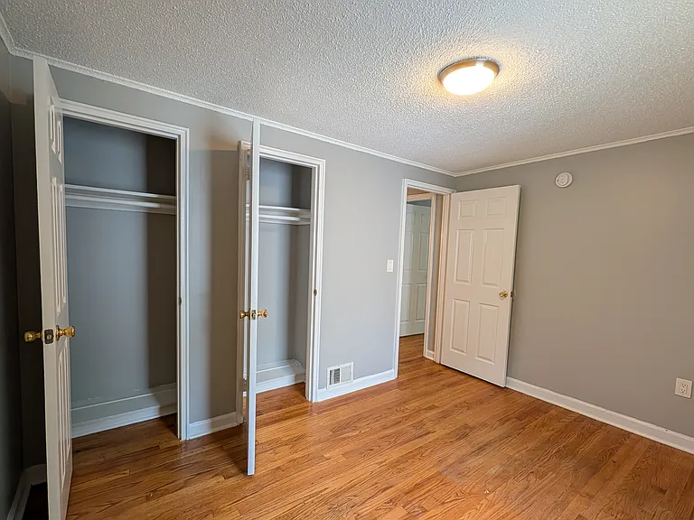 Diamond Ridge Apartments — Photo 17