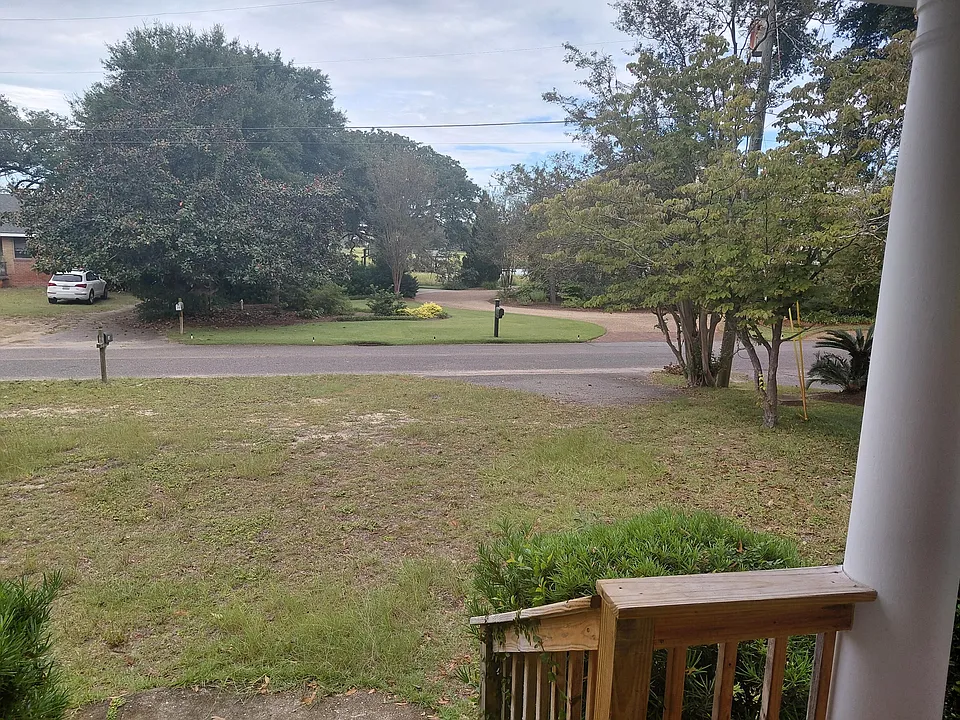 34 Vincent Dr
