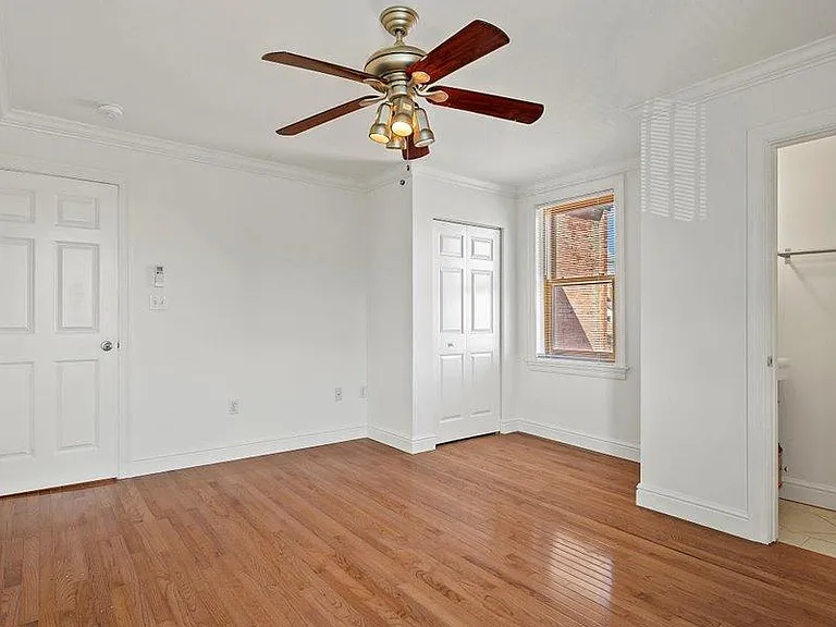 5400 Elmer St #5 — Photo 8
