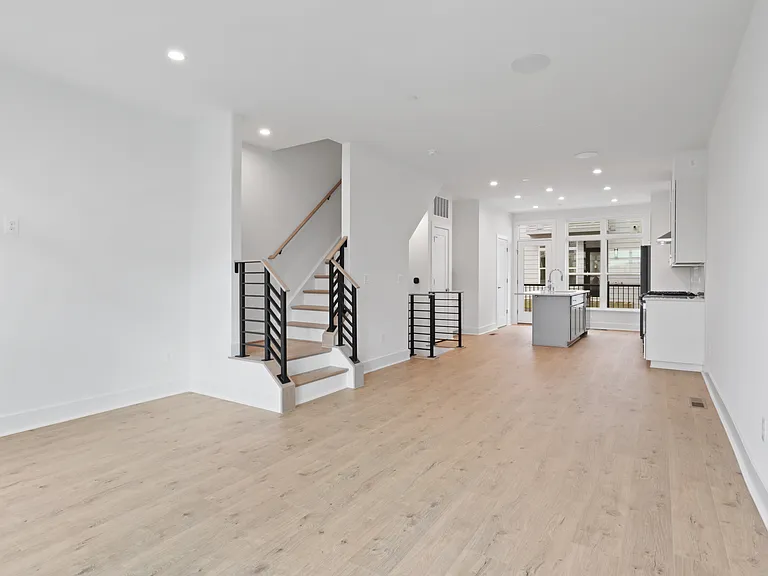 2064 Tysons Ridgeline Rd — Photo 8