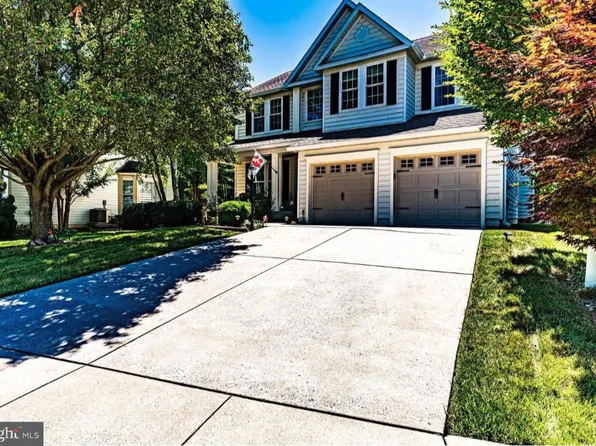 9005 Allington Manor Cir W, Frederick, MD 21703