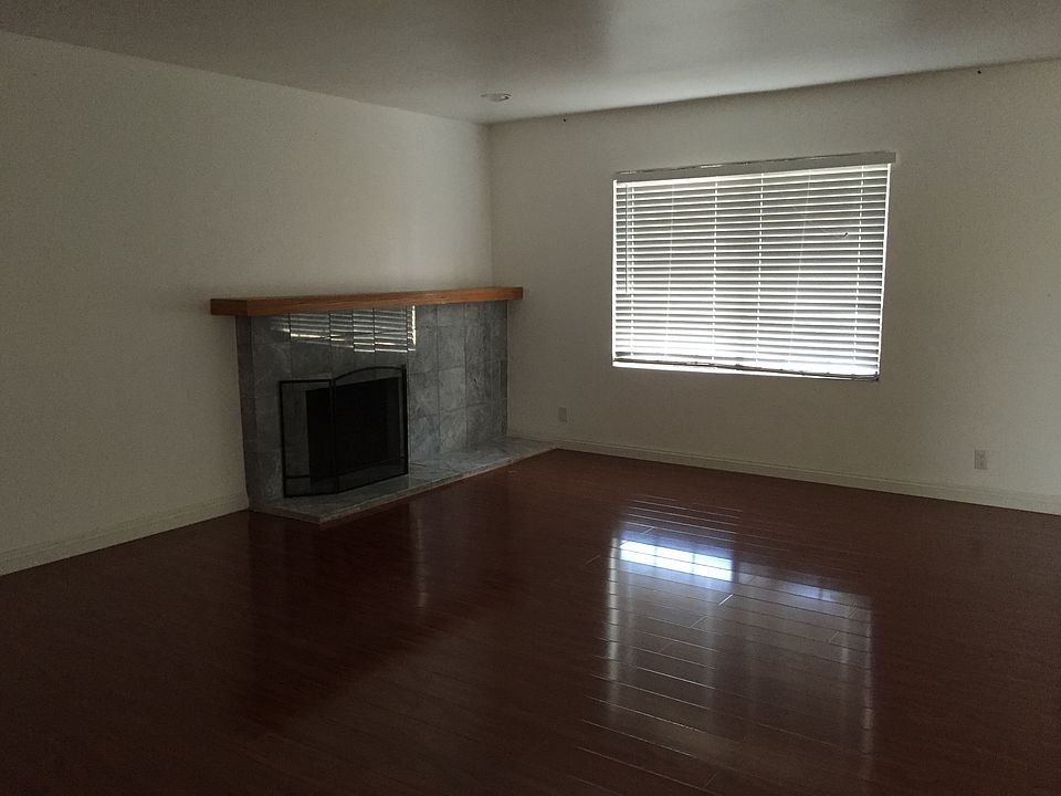 1st image of 446 E Merced Ave