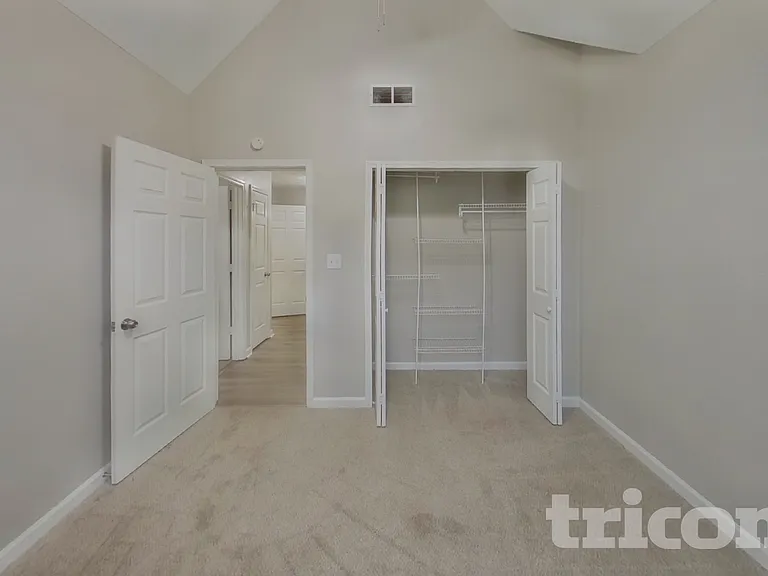 200 Towler Dr — Photo 12