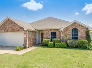 607 W Creek Dr, Royse City, TX 75189