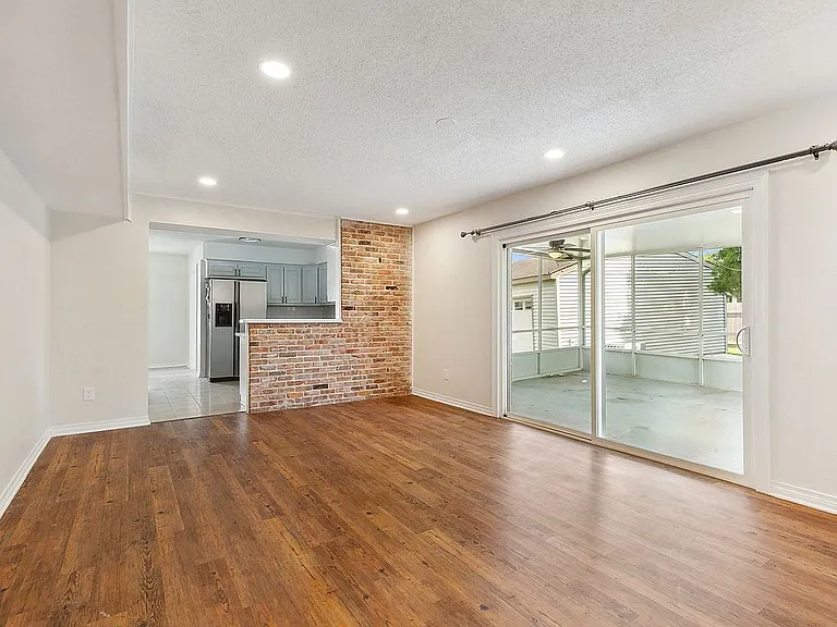 64 Osborne Ave — Photo 6