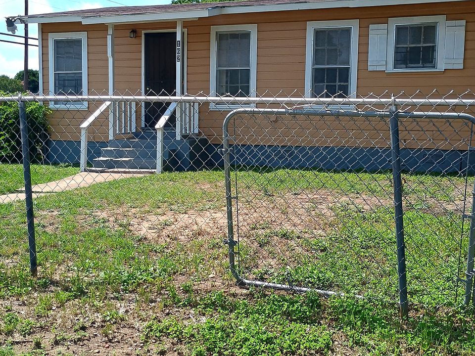 1st image of 162 Sterling St