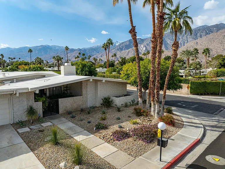 1511 E Twin Palms Dr — Photo 39