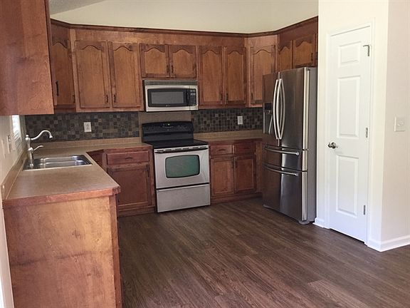 5th image of 4381 Timberwood Dr