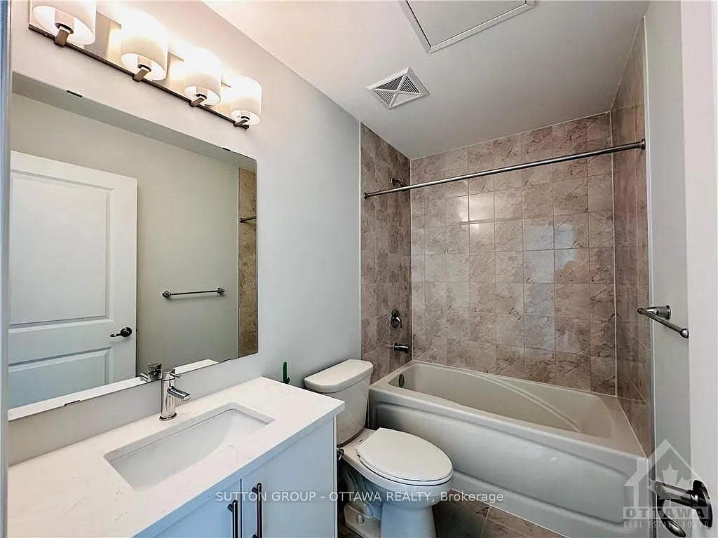 2 bed, $2,400 — Photo 4