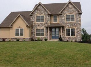 1396 Colony Ln, Pen Argyl, PA 18072