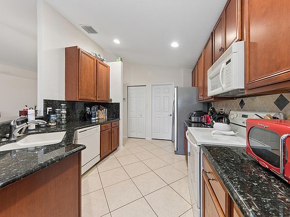 5th image of 12024 Roma Road