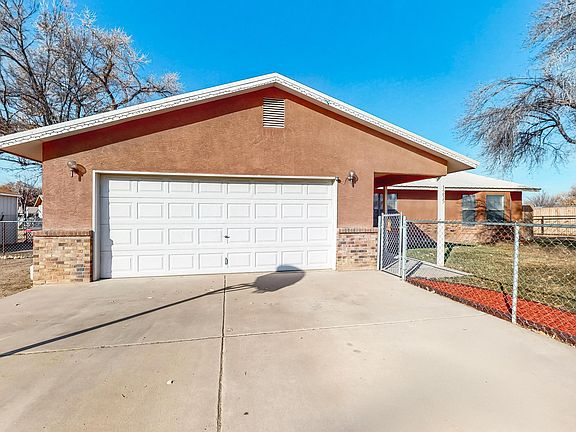 3rd image of 1235 Pearl Ct