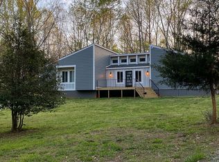 1581 Horsepen Hills Rd, Maidens, VA 23102
