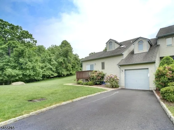34 Fowler Dr, West Orange, NJ 07052